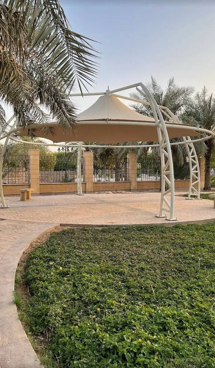 مظلات حدائق بالرياض 2025 – تصميم وتركيب مظلات عصرية