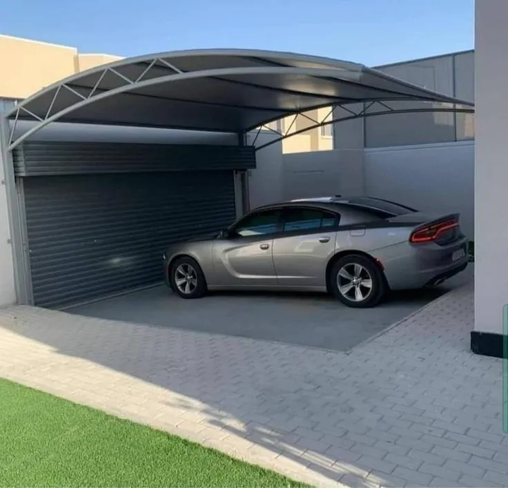 مظلة سيارة شكلها جميل للمدخل الرياض