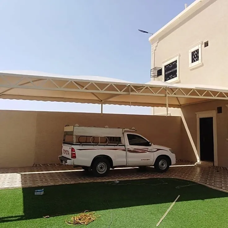 مظلات مواقف أمام المنازل – أشكال متنوعة وأسعار مناسبة الرياض
